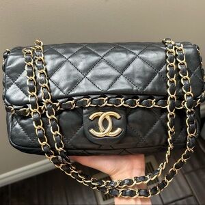Chanel Black Quilted Shoulder Bag with Gold Chain